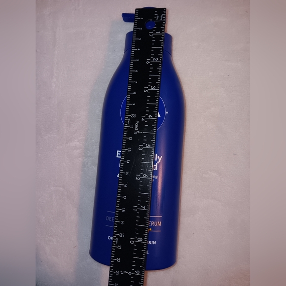 NWOT NIVEA Body Lotion 48hr Moisture 16.9oz - Picture 4 of 6